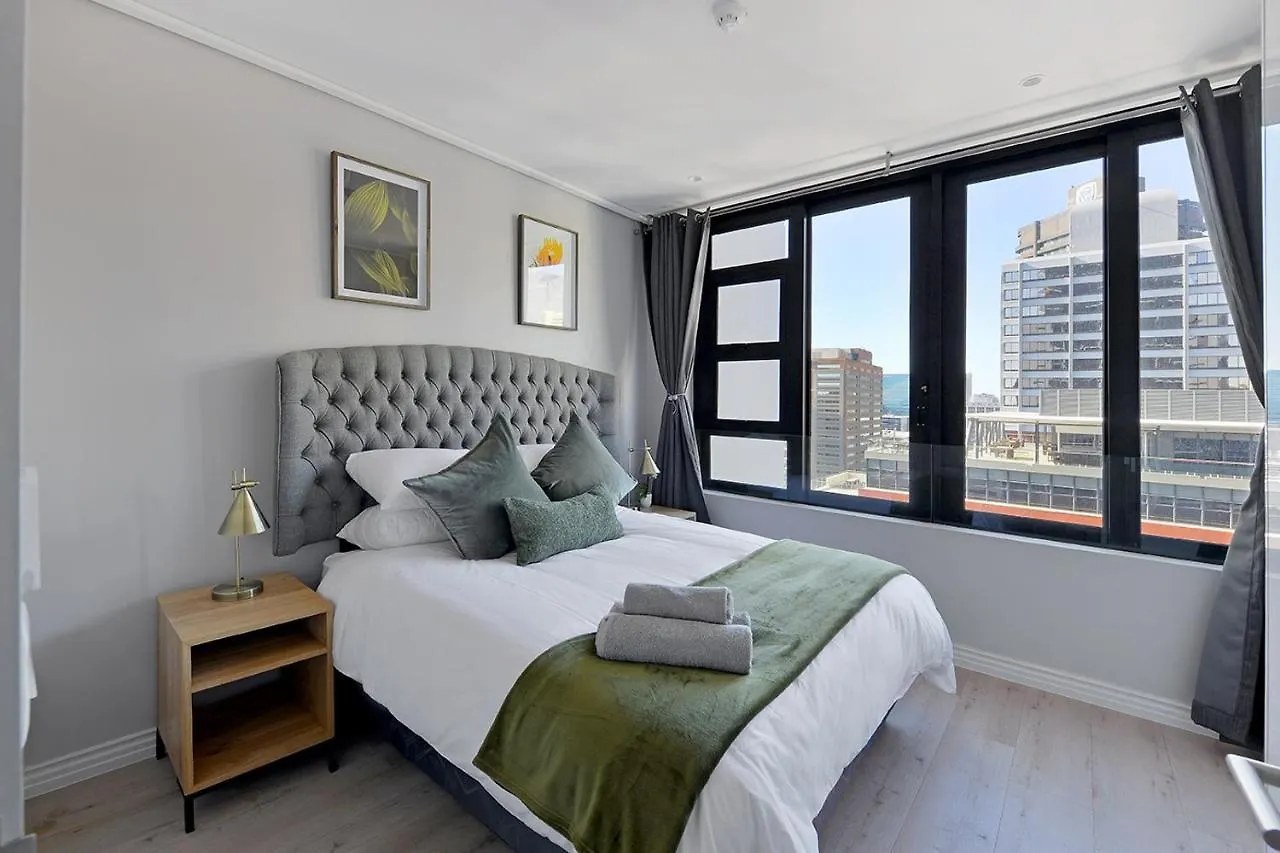 Maryam - Designer Apartment, Stunning Views Cape Town