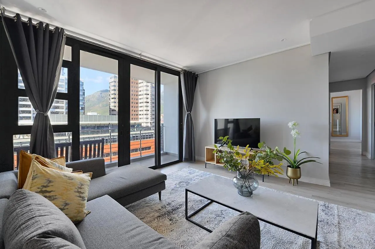 Apartment Maryam - Designer Apartment, Stunning Views Cape Town
